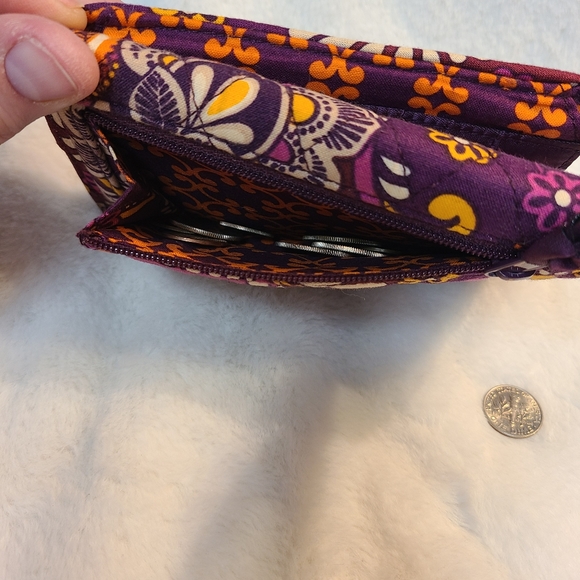 Vera Bradley Tri-Fold Euro Wallet (Safari Sunset) GUC - Picture 4 of 13